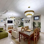 Colosseo Splendido Lusso 180 Mq בית נופש