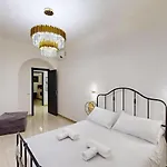Colosseo Splendido Lusso 180 Mq בית נופש *