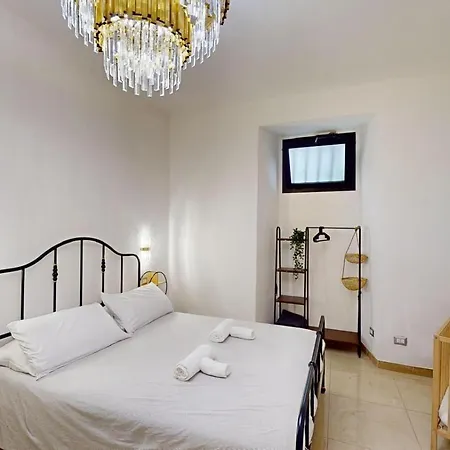 Colosseo Splendido Lusso 180 Mq Holiday home Rome